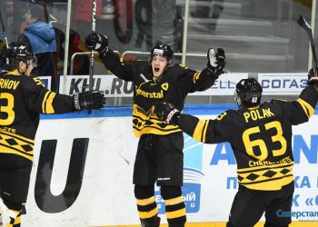 «Северсталь» в третьем периоде «выгрызла» победу у финской «СайПы»
