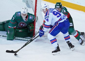 СКА одержал крупную победу над «Ак Барсом» в матче, открывающем сезон КХЛ