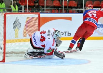 ЦСКА всухую переиграл «Трактор» в матче 1 тура КХЛ