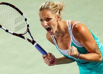 Каролина Плишкова вышла в 1/4 финала US Open, переиграв Эшли Барти