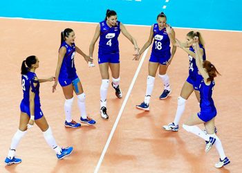 Женская сборная России с победы стартовала на Чемпионате мира