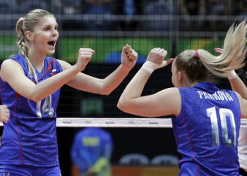 Сборная России по волейболу в 5 сетах уступила США на Чемпионате мира