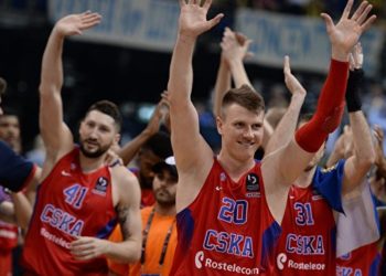 ЦСКА продлил победную серию в Евролиге, дома переиграв «Олимпиакос»