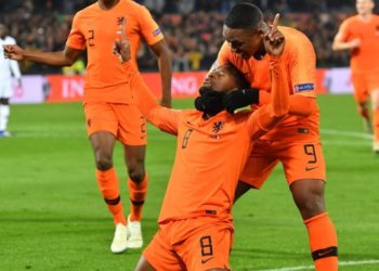 Обзор матча Нидерланды — Франция (2:0), 16 ноября 2018