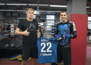 Артем Дзюба провел тренировку и спаринг с бойцом UFC Александром Волковым