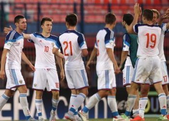 Сборная России сыграла вничью с Латвией на ЧЕ U19, пропустив в концовке