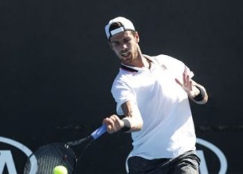 Хачанов уступил Баутиста-Агуту в третьем раунде Australian Open
