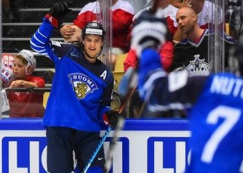 Россия поборется за бронзу МЧМ-2019 по хоккею со Швейцарией, уступившей финнам