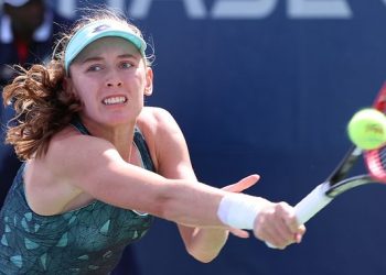 Александрова вышла во 2 раунд турнира в Будапеште, переиграв Грету Арн