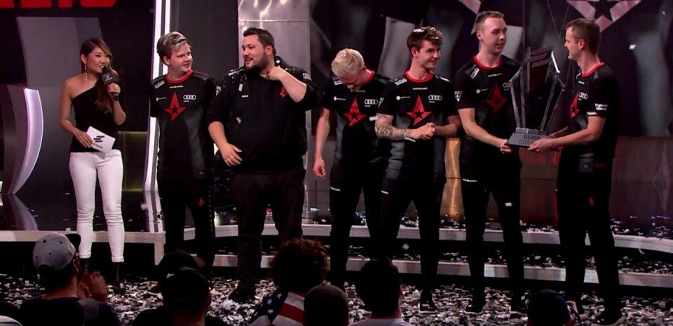 Astralis матч. Астралис 2018. состав астралис 2018. последний выигранный турнир астралис. первые несколько выступлений astralis.