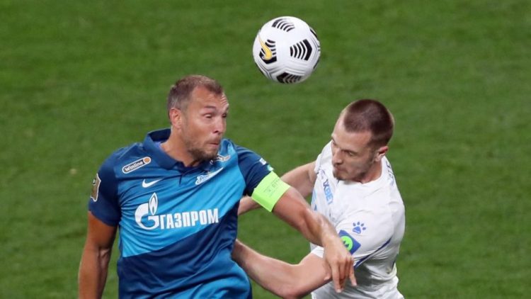 Дзюба в игре с Динамо